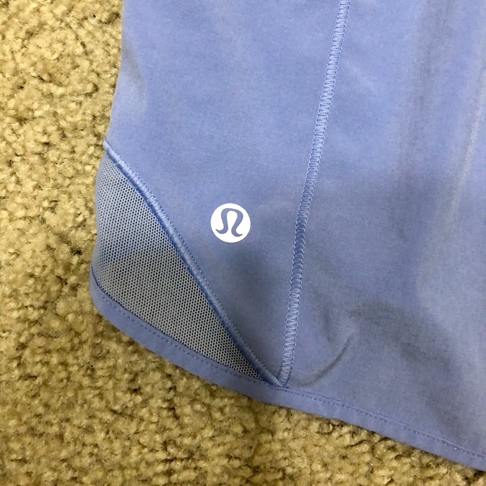 SOLD Lululemon Hotty Hot Shorts - Picture 3 of 7